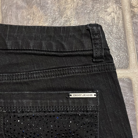 DKNY Jeans Capris, Black, size 14 - Picture 3 of 9